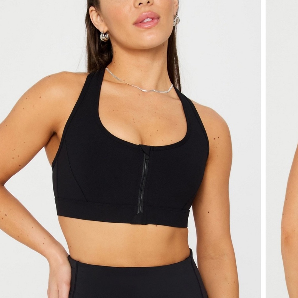 NWT Fabletics Essential Front Zip Sports Bra